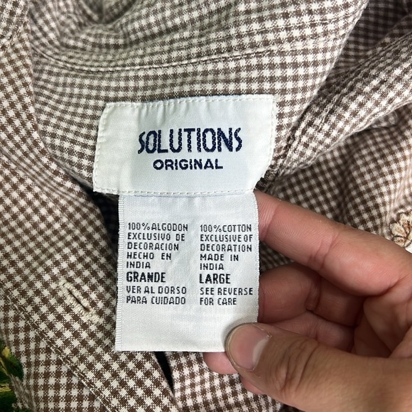 VTG Solutions Original Gingham Plaid Button Down Fall Embroidered Top Size L - Picture 5 of 6